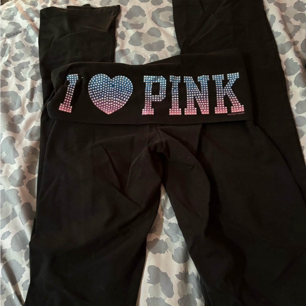 VS flare yoga pants